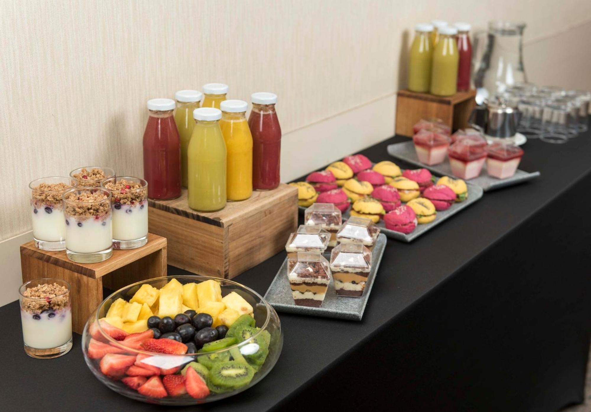 Holiday Inn Express Santiago Las Condes By Ihg Exterior foto