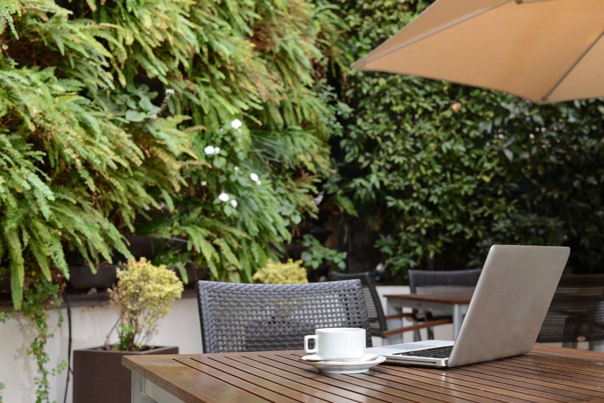 Holiday Inn Express Santiago Las Condes By Ihg Exterior foto